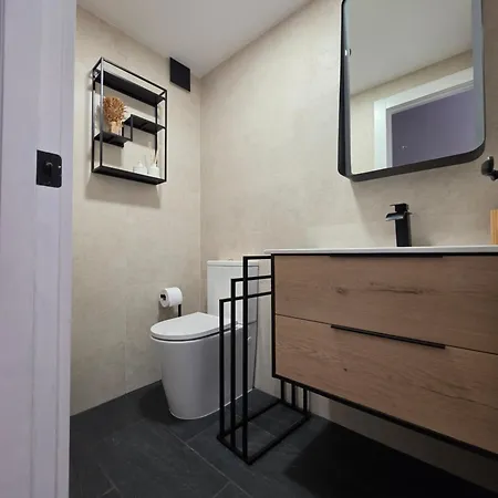 Apartamento Cerca De La Playa San Lorenzo 3 *